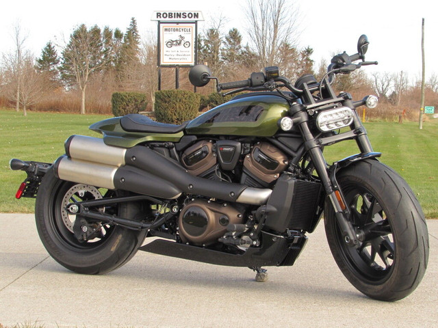  2022 Harley-Davidson RH1250 Sportster S ONLY 600 Miles Rides Li in Street, Cruisers & Choppers in Leamington