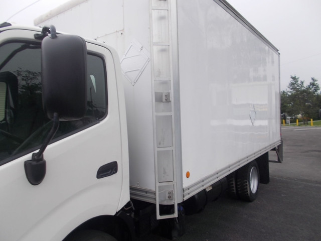 2013 Hino 165 Freight Truck in Cars & Trucks in Bedford - Image 4