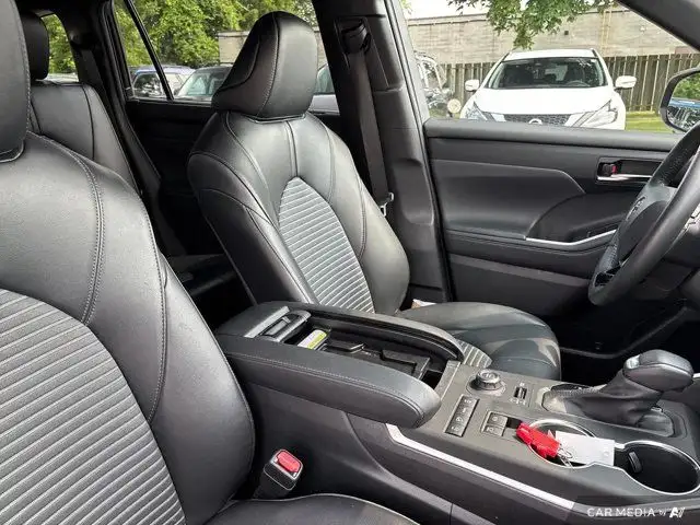 2022 Toyota Highlander XSE dans Autos et camions dans Brantford - Image 27