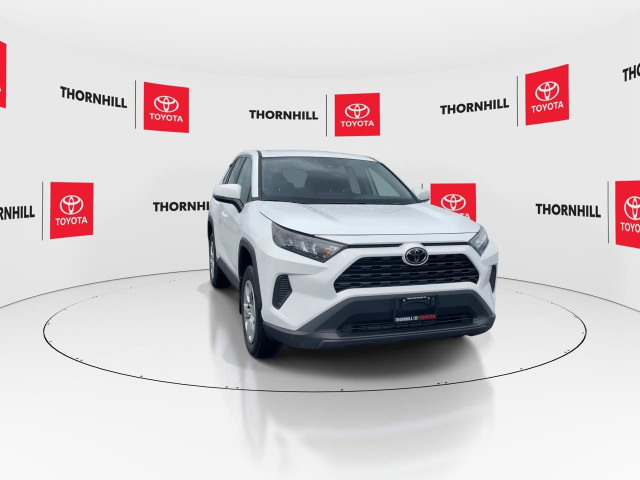 2022 Toyota RAV4 LE NEW ALIGNMENT,NEW OIL CHANGE,1 OWNER in Cars & Trucks in City of Toronto - Image 3