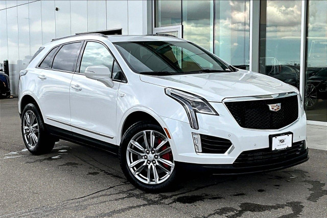 2024 Cadillac XT5 in Cars & Trucks in Calgary