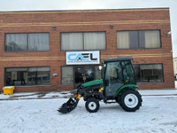 2024 CAEL Tracteur chargeur avec cabine fermée - Tractor with Ca