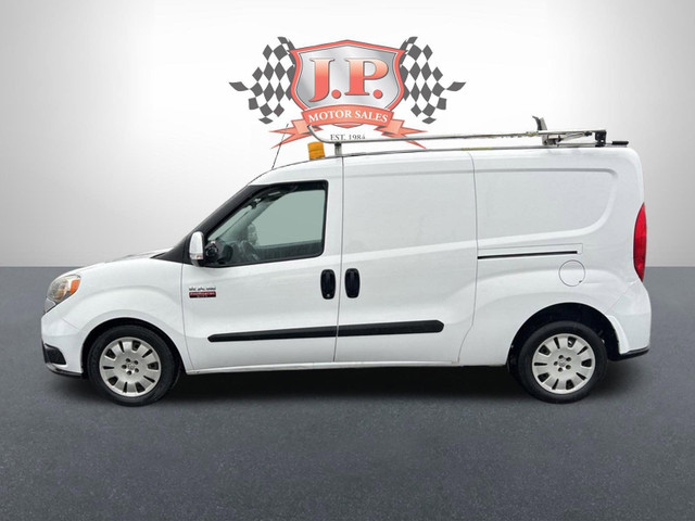 2016 Ram ProMaster City Wagon SLT   ROOF RACK   USB   AUX   CAM  in Cars & Trucks in Oakville / Halton Region - Image 4