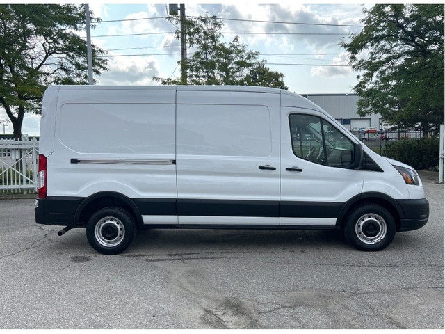 2021 Ford Transit Van T-250 MED ROOF 148 WHEELBASE 9070 GVWR in Cars & Trucks in Oakville / Halton Region - Image 4