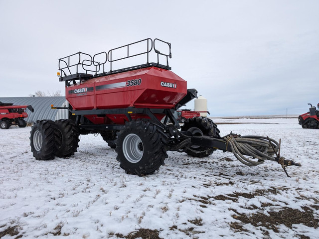 2013 Case IH Precision Air 580 Bushel Air Cart 3580 in Farming Equipment in Regina - Image 2