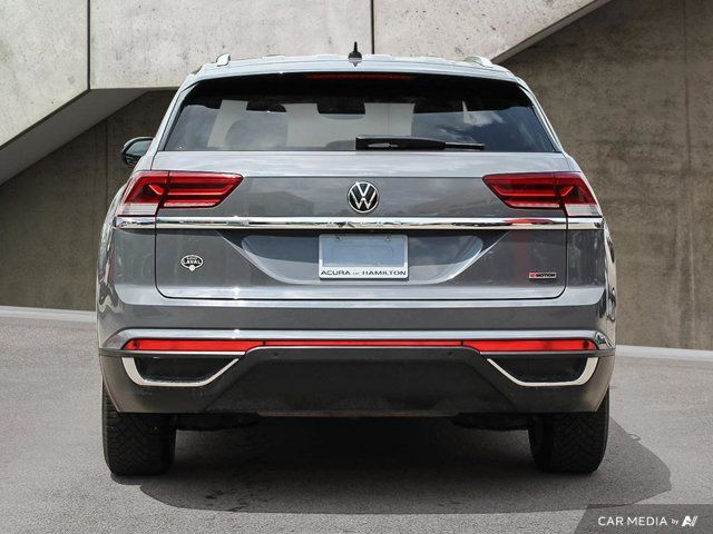 2021 Volkswagen Atlas Cross Sport Comfortline | LOW KMS | NO in Cars & Trucks in Hamilton - Image 4