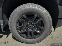 This Chevrolet Silverado 1500 delivers a sturdy engine powering this Automatic transmission.* This C... (image 9)