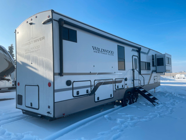 2025 Forest River Wildwood Heritage Glen 36FL in Travel Trailers & Campers in Lethbridge - Image 3