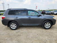 NEW ARRIVAL!!! 7 PASSENGER HIGHLANDER!!! CLEAN TITLE!!! AWD!!! 2010 Toyota Highlander AWD, Clean wit... (image 1)