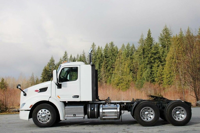  2018 Peterbilt 579 Tandem Day Cab - 455 HP 13 Spd Auto Lockers in Heavy Trucks in Saskatoon - Image 4