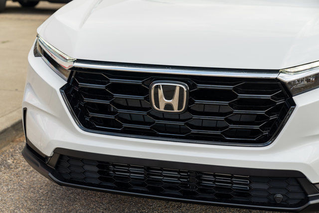 2025 Honda CR-V Sport in Cars & Trucks in Edmonton - Image 3