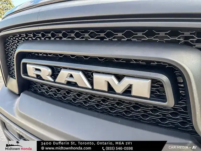 2021 RAM 1500 Classic SLT *WELL MAINTAINED*NO ACCIDENTS*BLUET... in Cars & Trucks in City of Toronto - Image 14