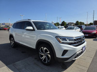 Captain's Chair Package! The 2022 Volkswagen Atlas is an ideal companion for long trips, with a comf... (image 3)
