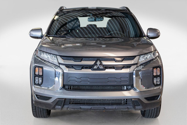 2023 Mitsubishi RVR SE, 4X4, Cuir, Carplay, Bluetooth, Caméra, J dans Autos et camions  à Ville de Montréal - Image 2