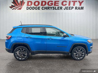 This Jeep Compass delivers a Regular Unleaded I-4 2.4 L/144 engine powering this Automatic transmiss... (image 6)
