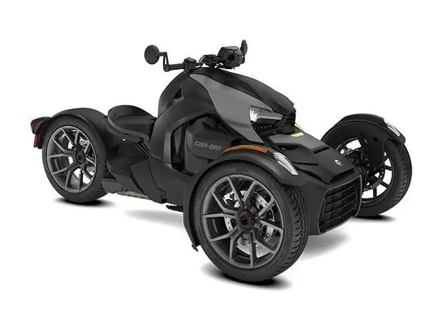 2025 CAN-AM Ryker 900 ACE in Sport Touring in Laurentides - Image 3