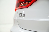 Get noticed in this beautiful Glacier White Metallic SUV! Treat yourself to the features you deserve... (image 7)