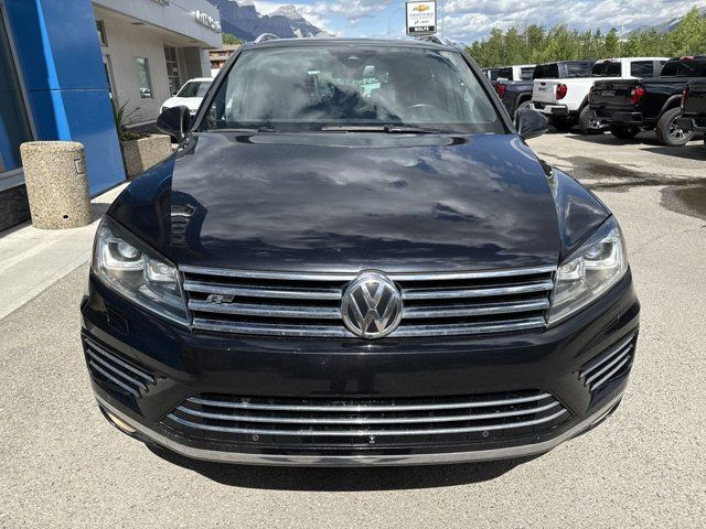 2015 Volkswagen Touareg Highline in Cars & Trucks in Banff / Canmore - Image 2