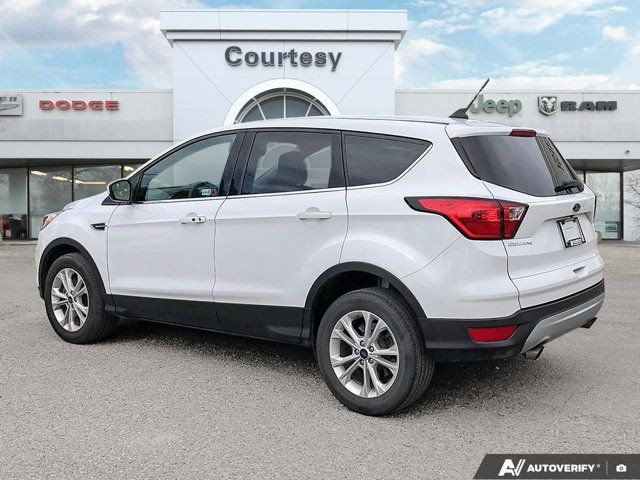 2019 Ford Escape SE | Remote Start | Heated Front Seats in Cars & Trucks in Calgary - Image 4
