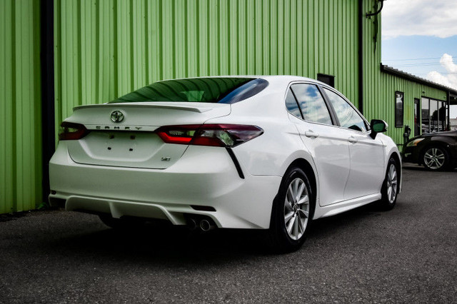 2022 Toyota Camry SE • HEATED SEATS • CP/AA • ADAPTIVE CRUISE in Cars & Trucks in Cornwall - Image 3
