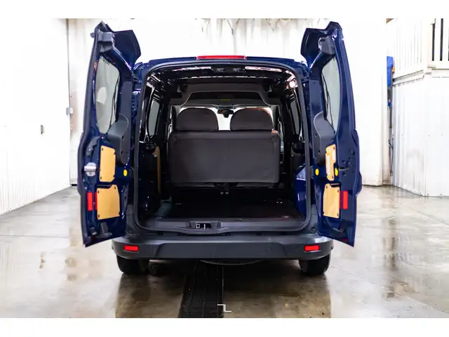 2017 Ford Transit Connect Cargo Van in Cars & Trucks in Grande Prairie - Image 11