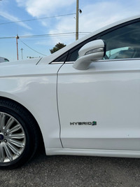 2013 FORD FUSION HYBRID SE with 4 Cylinder Engine 2.0L, auto ac, bluetooth, power window, power lock... (image 5)
