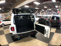 SUV ......... UNLIMITED RUBICON HYBRID ........... 2.0 LITER 4-CYLINDER TURBOCHARGED PLUG-IN HYBRID... (image 8)