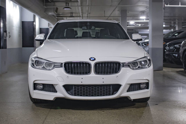 2017 BMW 3 Series 330e in Cars & Trucks in Edmonton - Image 3