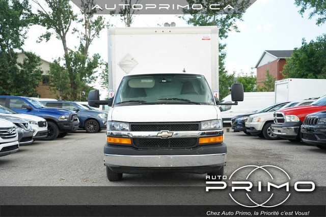Chevrolet Express 3500 2019 V8 6.0L DRW 192'' Boite Cube Box Cam in Cars & Trucks in Laval / North Shore - Image 2