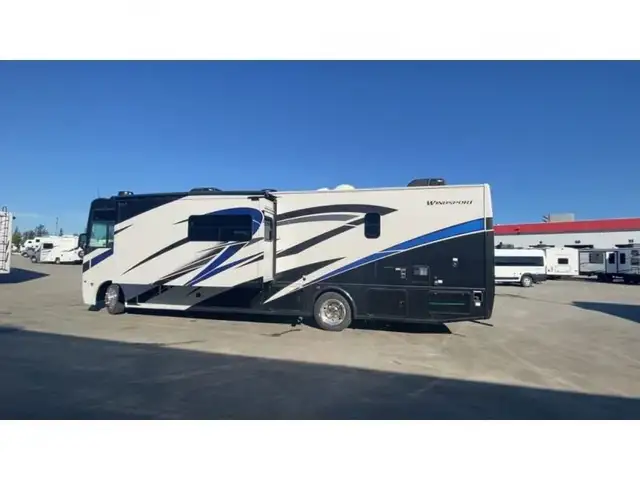 2023 Thor Motor Coach Windsport 34R in RVs & Motorhomes in Abbotsford - Image 8