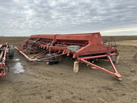 Case IH 42 Ft Hoe Press Seed Drill 7200