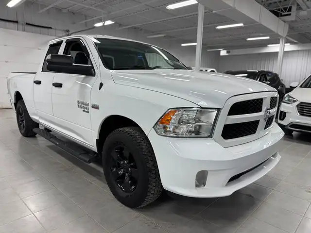 2019 Ram 1500 Classic ST - EXPRESS - 4WD - 5.7L V8 - JAMAIS ACCI in Cars & Trucks in Laval / North Shore - Image 4
