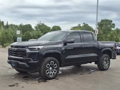 Look at this certified 2023 Chevrolet Colorado 4WD LT| Leather | Sunroof | Heated Seats + Steering |...