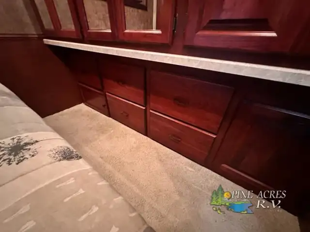 2011 Tiffin Motorhomes Open Road Allegro 32CA 53K Milles Best Pr in RVs & Motorhomes in Moncton - Image 36