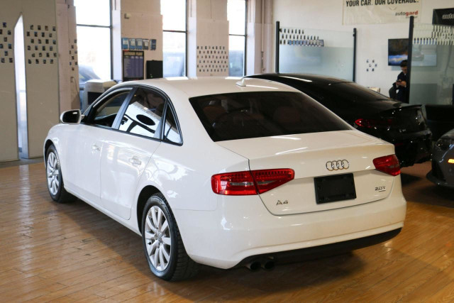 2013 Audi A4 AWD - CLEAN CARFAX|SUNROOF|HEATED SEATS in Cars & Trucks in City of Toronto - Image 4