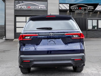ACCIDENT FREE, LOADED XLE MODEL, HEATED LEATHER 8 PASSENGER SEATING, SUNROOF, COLLISION AVOIDANCE, B... (image 3)