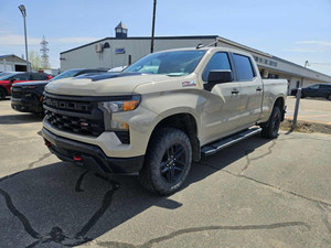 2022 Chevrolet Silverado 1500 CUSTOM TRAIL BOSS, 4X4, V8, CREW CAB