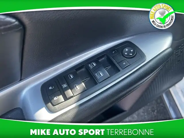 Dodge Journey Traction avant 4 portes, SXT 2012 à vendre in Cars & Trucks in Laval / North Shore - Image 18