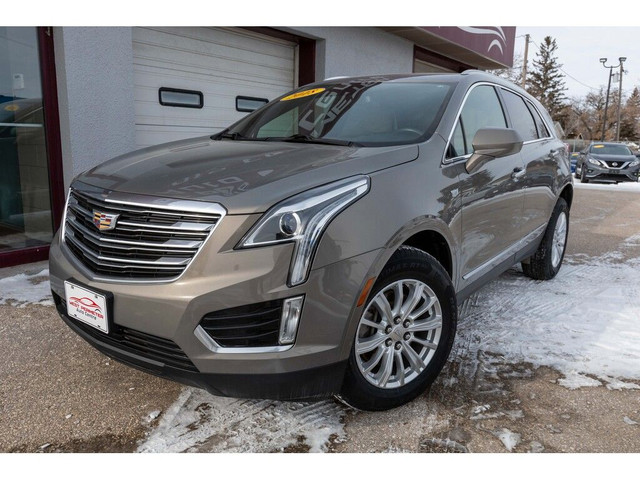  2018 Cadillac XT5 AWD 4dr **Back-up Camera**Heated Seats in Cars & Trucks in Winnipeg - Image 2