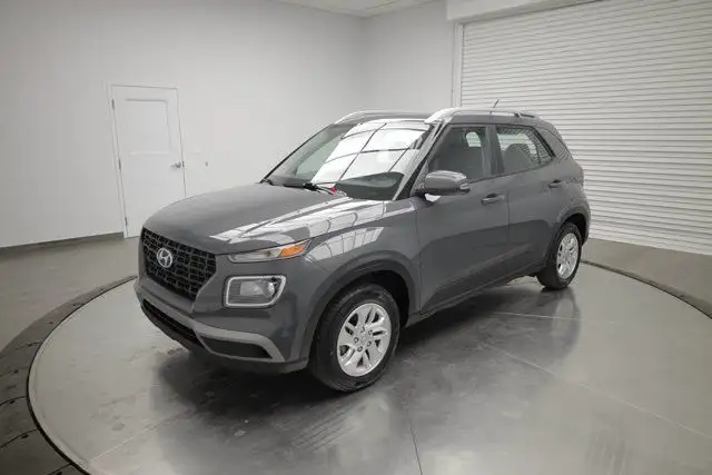 2024 Hyundai Venue Preferred62863707614977122