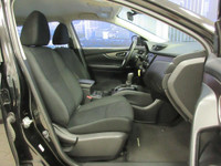 NISSAN QASHQAI 2021 AWD AUTOMATIQUE TOUT ÉQUIPÉ / INTÉRIEUR EN TISSU NOIR CHAUFFANT / CAMÉRA DE RECU... (image 9)