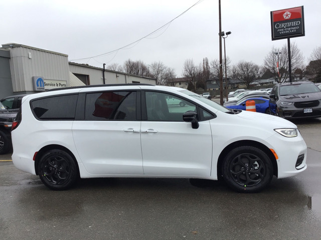 2024 Chrysler Pacifica Hybrid PREMIUM S APPEARANCE in Cars & Trucks in Oakville / Halton Region - Image 4