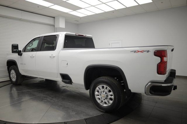 2022 Chevrolet Silverado 3500HD LT in Cars & Trucks in Calgary - Image 4