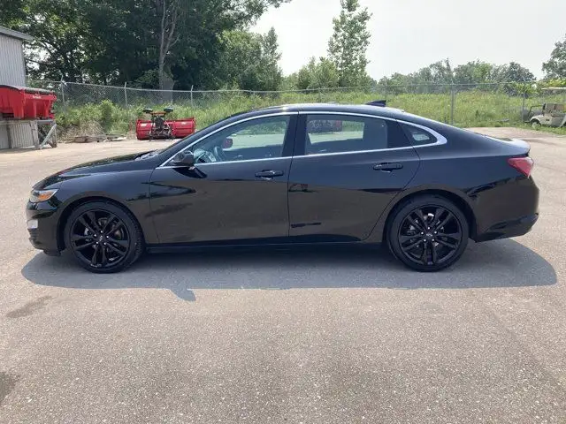 2023 Chevrolet Malibu 1LT in Cars & Trucks in Hamilton - Image 11