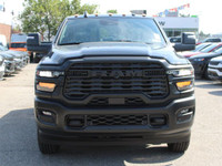 4x4, 6.7L Cummins HO Turbo Diesel, 8-Speed TorqueFlite HD, 5th Wheel & Gooseneck Towing Prep Group,... (image 6)