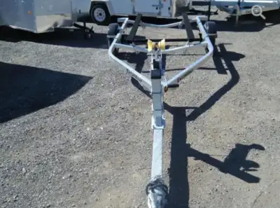 BT1600 Single Axle boat trailer. 1600lbs total boat capacity. Will fit up to a 17' boat Fully welded...