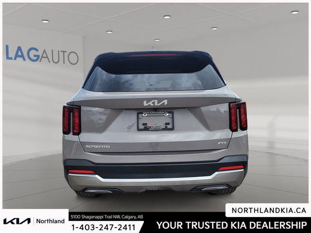 2024 Kia Sorento EX in Cars & Trucks in Calgary - Image 3