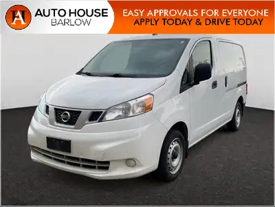 2020 NISSAN NV200 CARGO VAN, WITH 129284KMS. BACK UP CAMERA, BLUETOOTH, USB, AND MUCH MORE! . ALL CR...