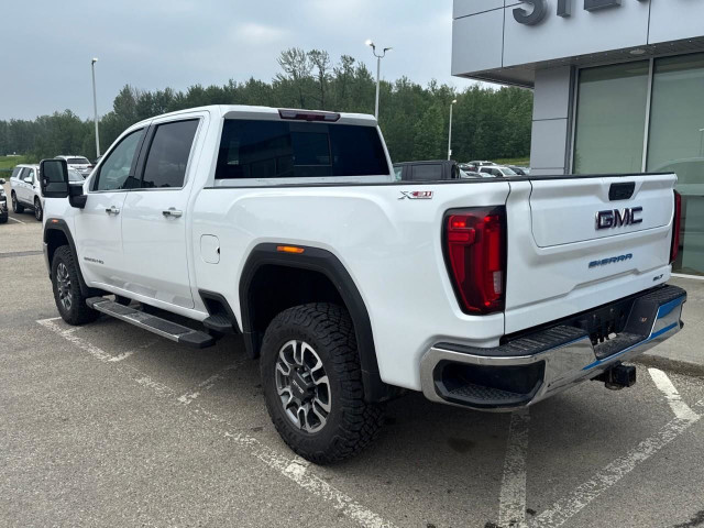 2022 GMC Sierra 2500HD SLT in Cars & Trucks in St. Albert - Image 4