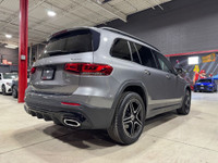 ***7 PASSENGERS***3RD ROW SEATING*** Mountain Grey Exterior On Black Leather/DINAMICA Sport Bucket S... (image 2)